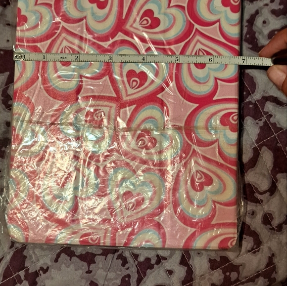 Apple iPad pro 9.7 heart case - Picture 4 of 5